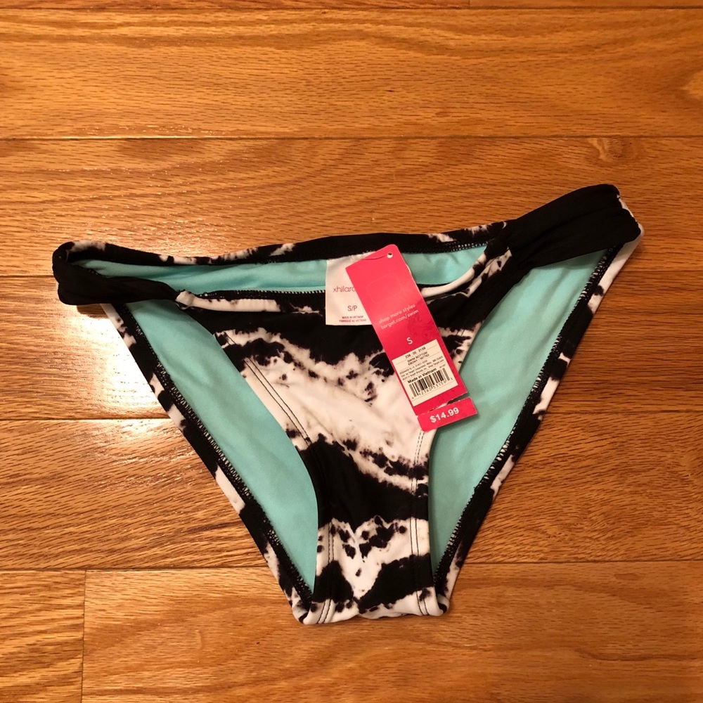 BRAND NEW BIKINI BOTTOM!